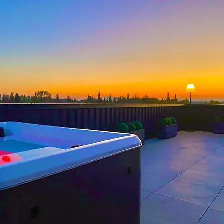 Remy De Provence Roof Avec Jacuzzi Apartment Saint-Remy-de-Provence